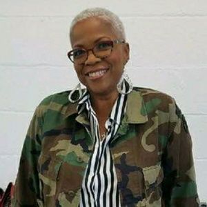 Meet your Posher, Pamela